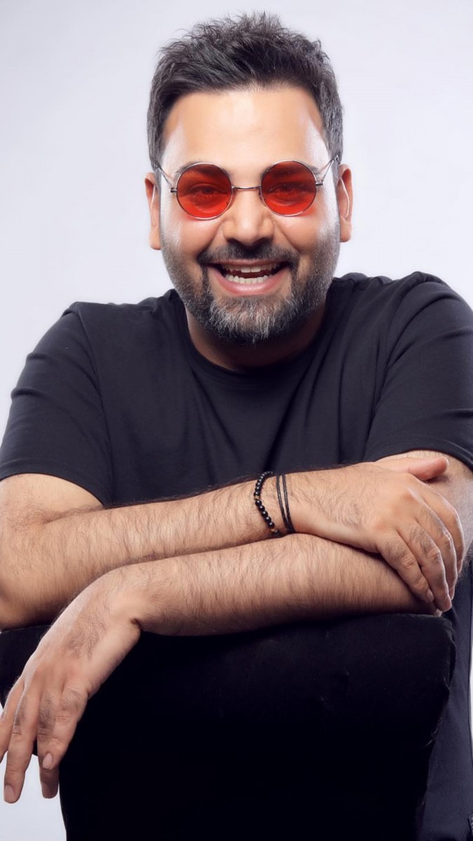 احسان علیخانی-مجری